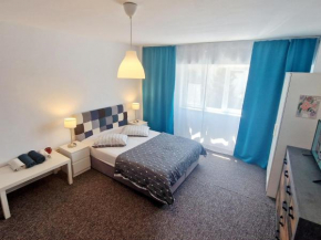 Provista Apartments - city center view